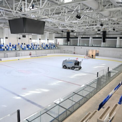 Sesiuni gratuite de patinaj la Patinoarul Berceni Arena