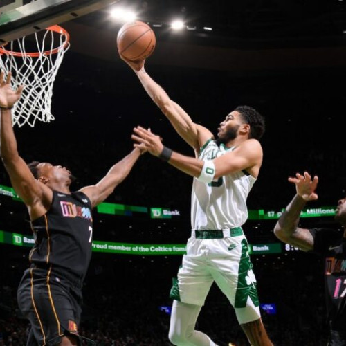 Cleveland Cavaliers și Boston Celtics, victorii consecutive în NBA