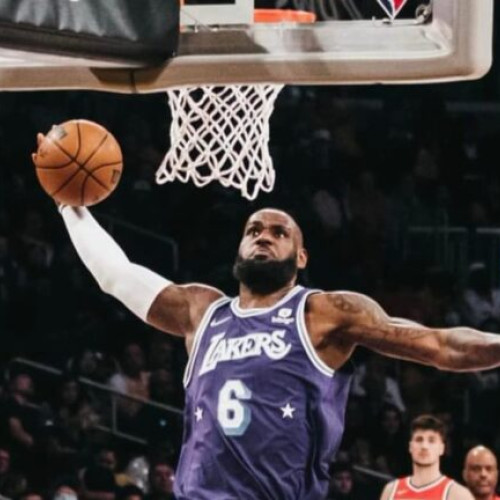 LeBron James atinge 49.999 de puncte în carieră