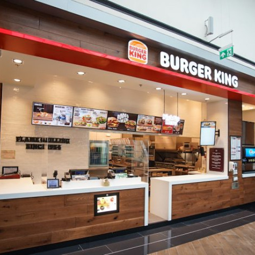 Bacterii periculoase descoperite în cuburile de gheață de la un restaurant Burger King din București