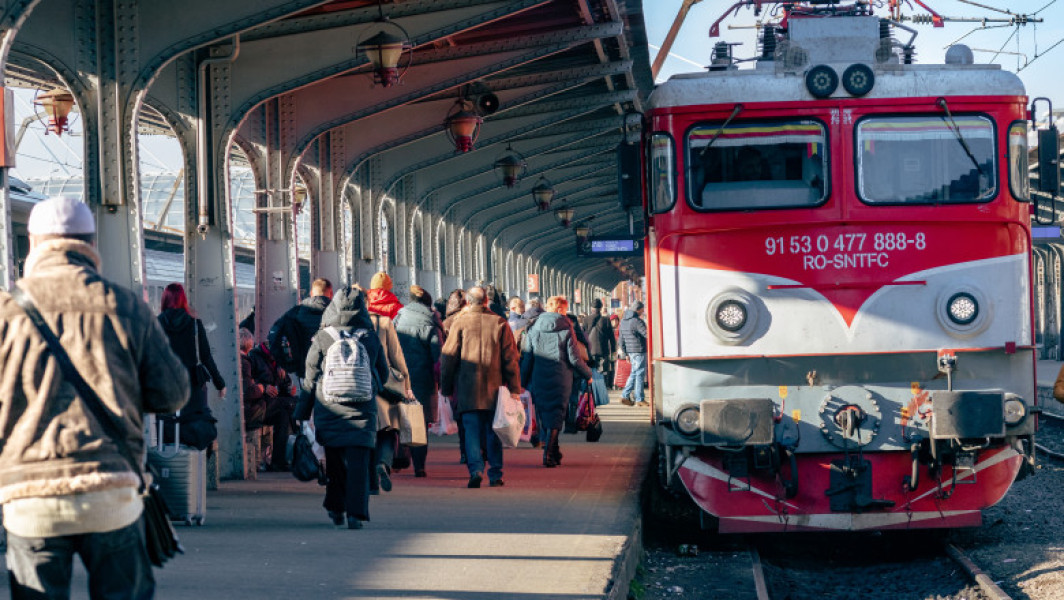 Studenții pot cumpăra bilete la tren cu reducere de 90%
