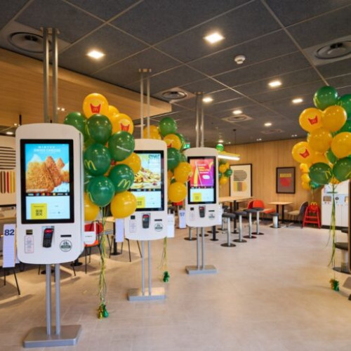 McDonald's oferă pachete salariale atractive pentru angajați