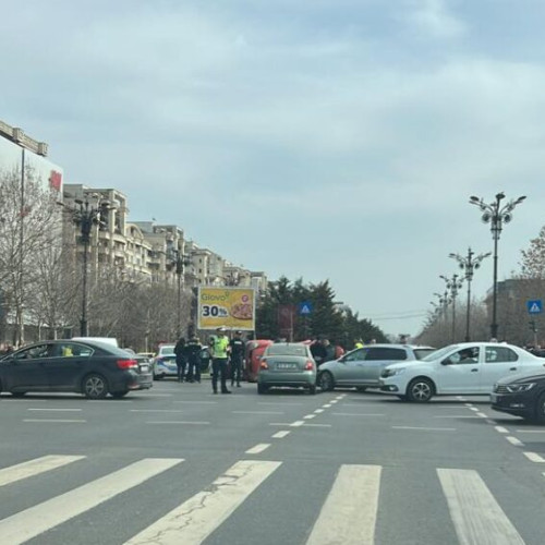 Traficul rutier restricționat pe bulevardul Unirii din cauza unui accident