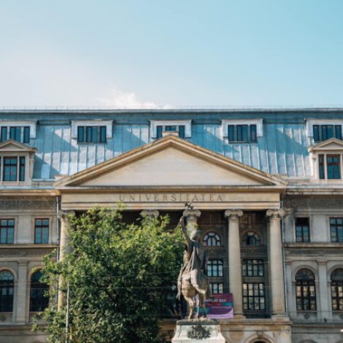 Universitatea din București scoate la concurs aproape 8.300 de locuri la buget