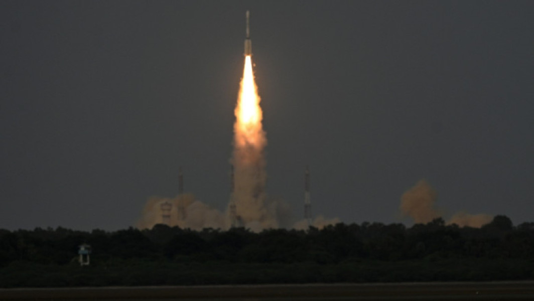 Video Un satelit revoluționar lansat de India și SUA va detecta din spațiu cutremure, alunecări de teren și topirea ghețarilor