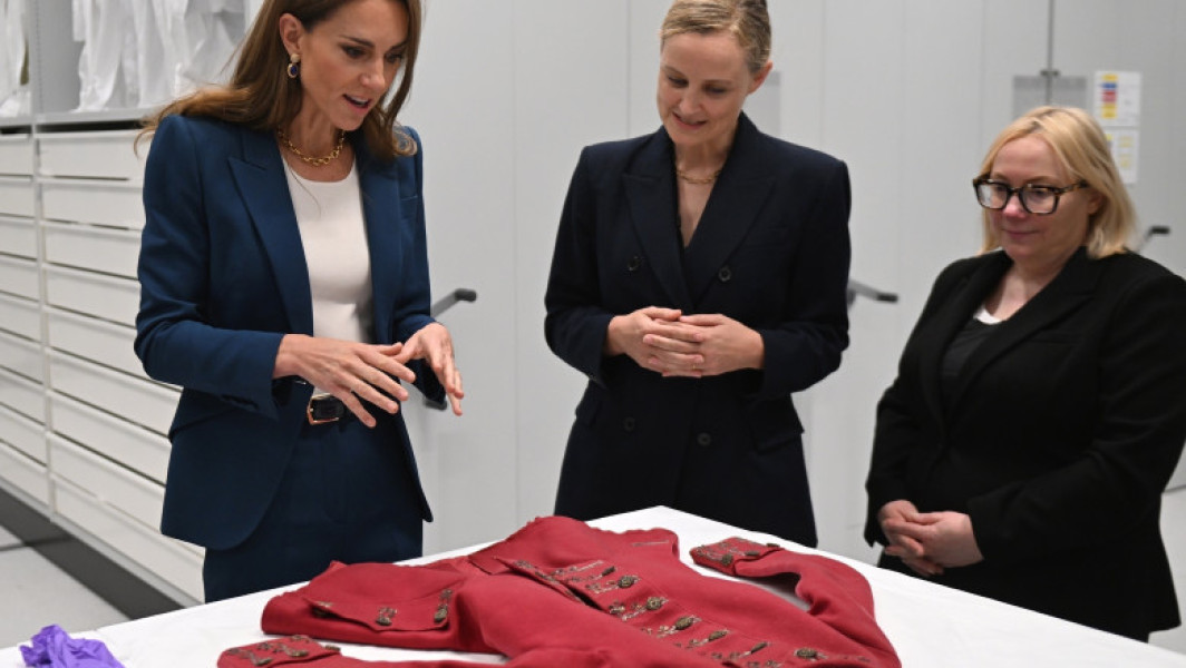 Video Kate Middleton și-a deschis expoziție într-un muzeu din Londra. Ce piese de colecție sunt expuse