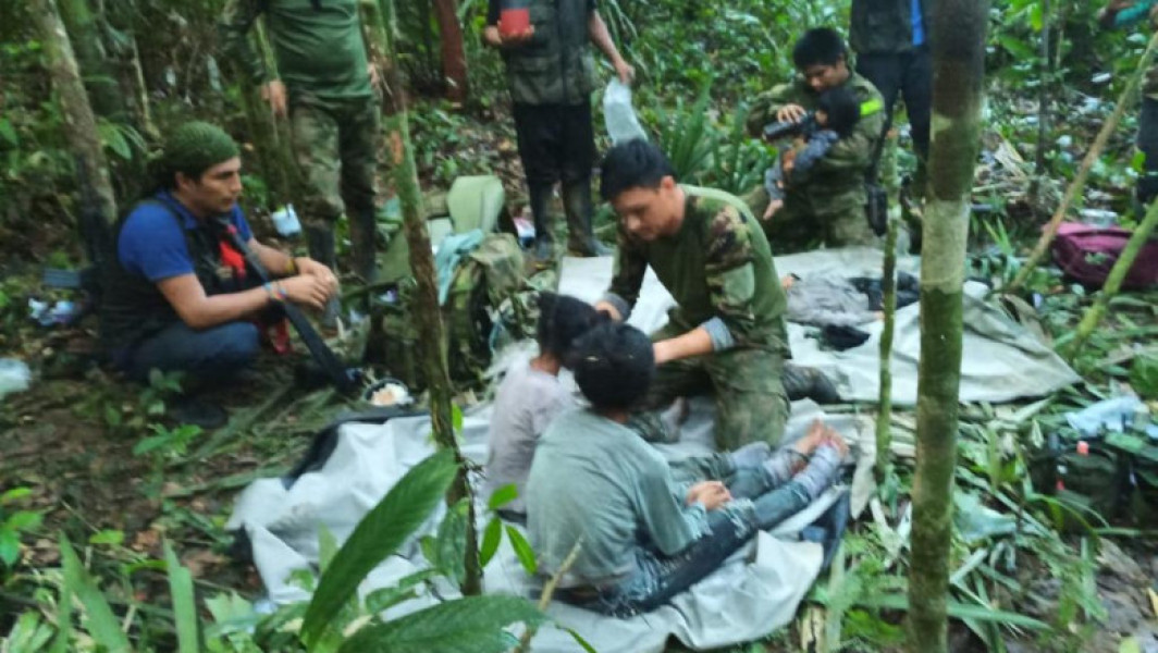 Tatăl copiilor care au supraviețuit peste o lună singuri în jungla columbiană, după un accident de avion, condamnat pentru abuz sexual