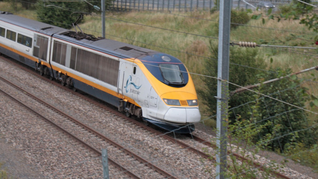 Mai multe trenuri Eurostar, anulate în Franța. Unele garnituri au plecat din stații, apoi s-au întors. Nu se știe durata perturbărilor