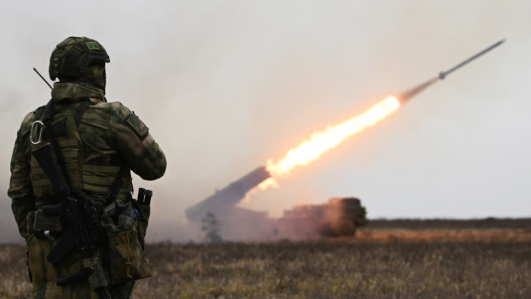 Rusia denunță moratoriul său privind desfășurarea de rachete cu rază scurtă și medie de acțiune. Motivarea Kremlinului