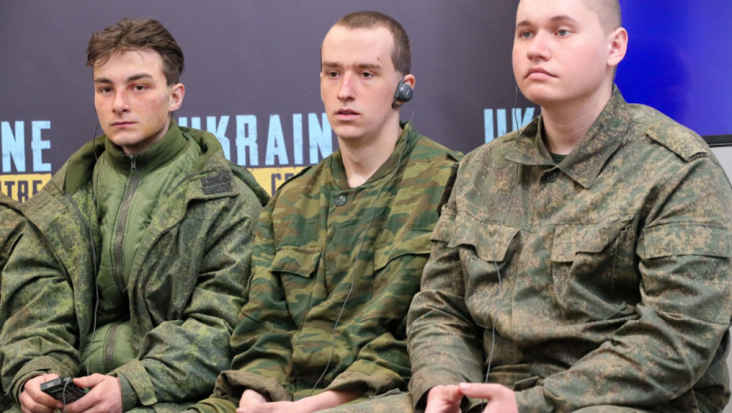 Ucraina afirmă că Rusia trimite prizonierii de război repatriați de Kiev înapoi pe linia frontului după numai câteva săptămâni
