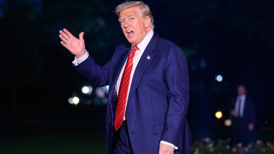 Donald Trump a încercat să răspundă la întrebarea dacă va candida pentru un al treilea mandat. „Am cele mai bune cifre în sondaje”