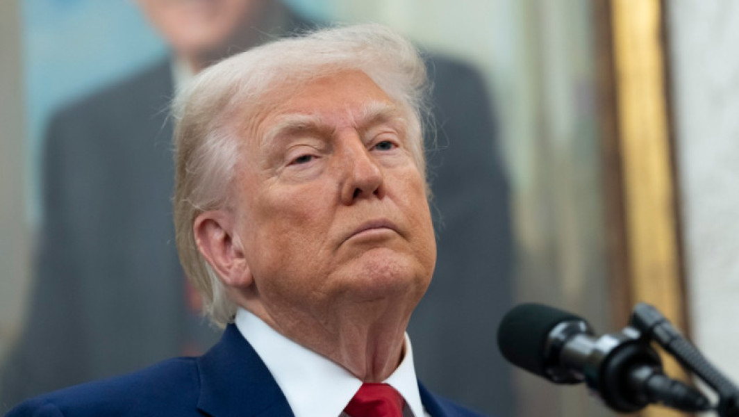 Donald Trump vrea să preia controlul asupra Washingtonului, chiar dacă legea nu-i permite. Acțiunile liderului de la Casa Albă