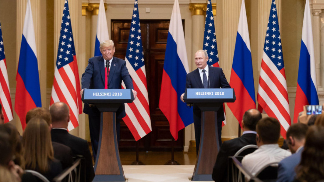 Care va fi atitudinea lui Donald Trump în timpul negocierilor cu Vladimir Putin: la Helsinki, în 2018, a fost extrem de prietenos