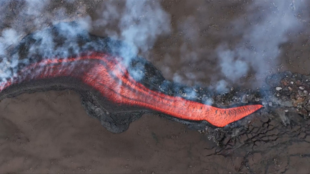 Video Cel mai mare vulcan activ din Europa a erupt din nou. Imagini spectaculoase surprinse deasupra vulcanului Etna
