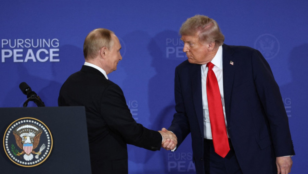 Trump anunță că a convenit cu Putin că războiul din Ucraina se va încheia cu un schimb de teritorii: „Rusia este o putere foarte mare”