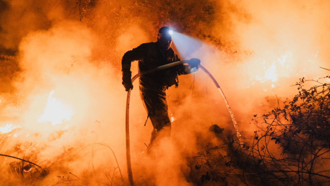 Galerie Foto Incendiile de vegetație fac ravagii în Spania: peste 300.000 de hectare arse. Camino de Santiago, blocat pe zeci de kilometri