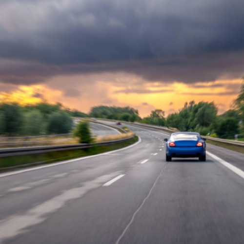 Cehia va fi prima țară din UE care va testa introducerea limitei de viteză de 150 km/h pe autostradă
