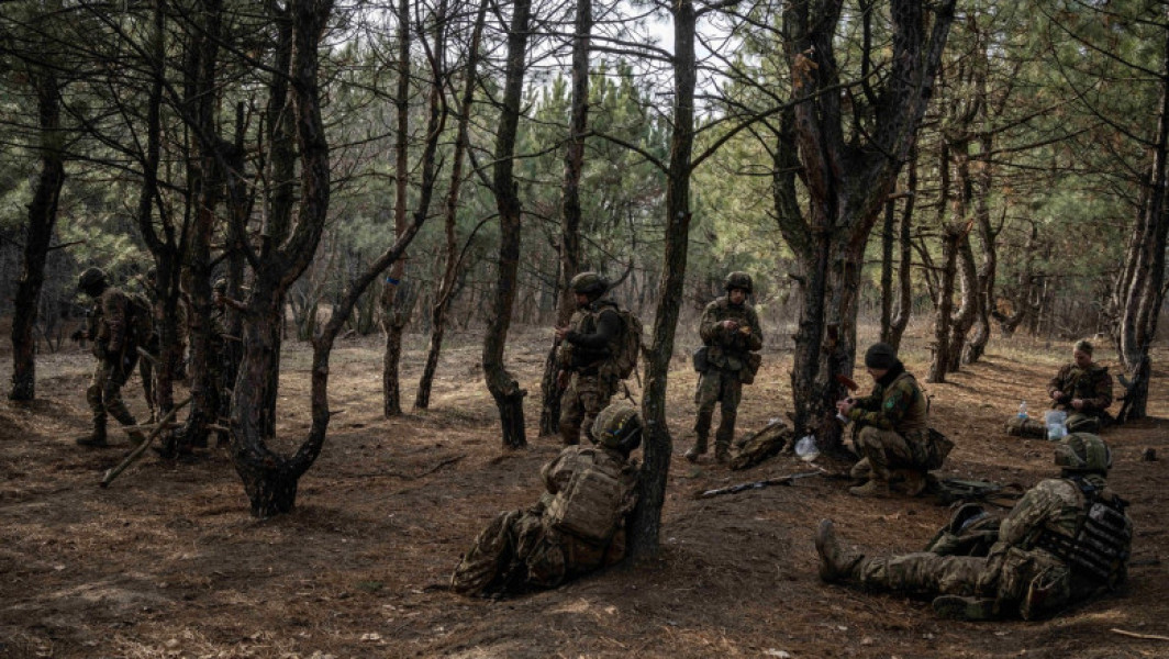 Liderii militari din NATO au prezentat opțiunile militare pentru Ucraina. Una din ele: trupe europene în Ucraina, sub comanda SUA