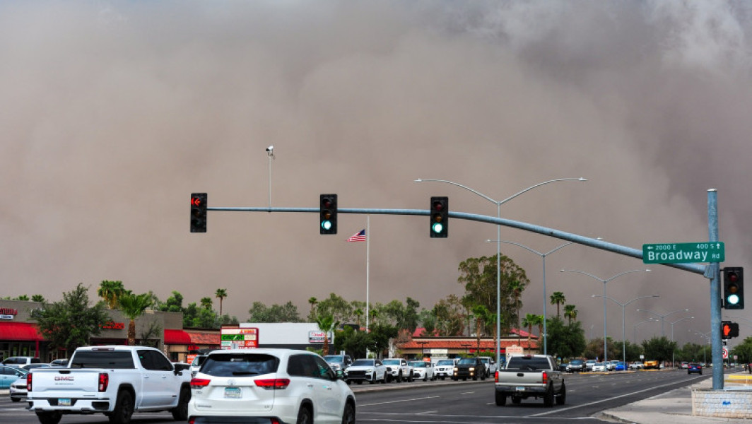 Furtună de praf și vijelie devastatoare în Phoenix, Arizona