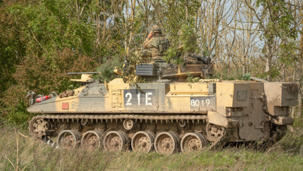 britanicii planifică reutilizarea vehiculelor de luptă warrior pentru misiuni anti-mina