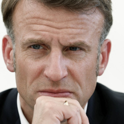 Criză politică în Franța: sondaje arată nemulțumire față de Macron în contextul crizei guvernamentale
