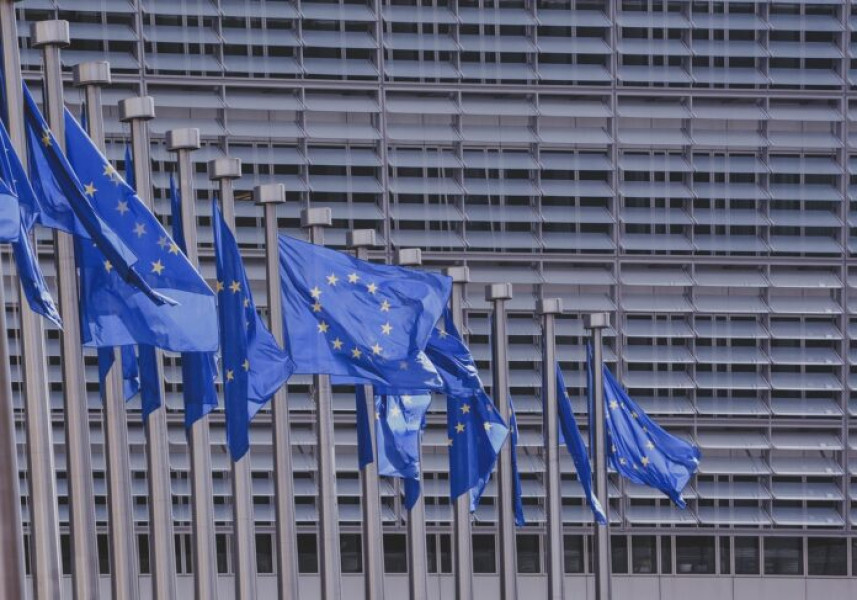 Comisia Europeană a adoptat alocarea provizorie de 150 miliarde euro pentru apărare în UE