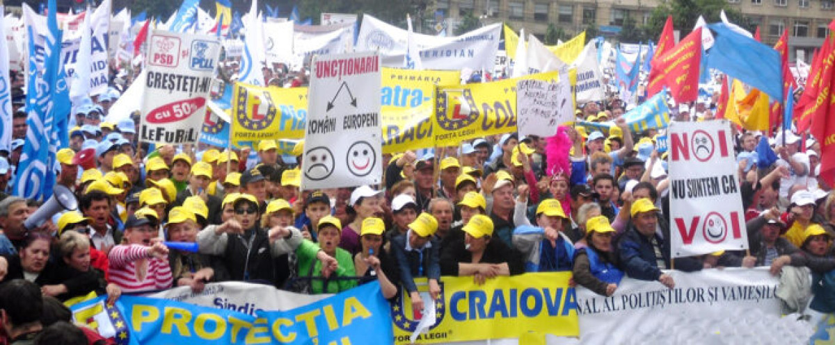 Protest în București față de reducerile de personal din sectorul public local
